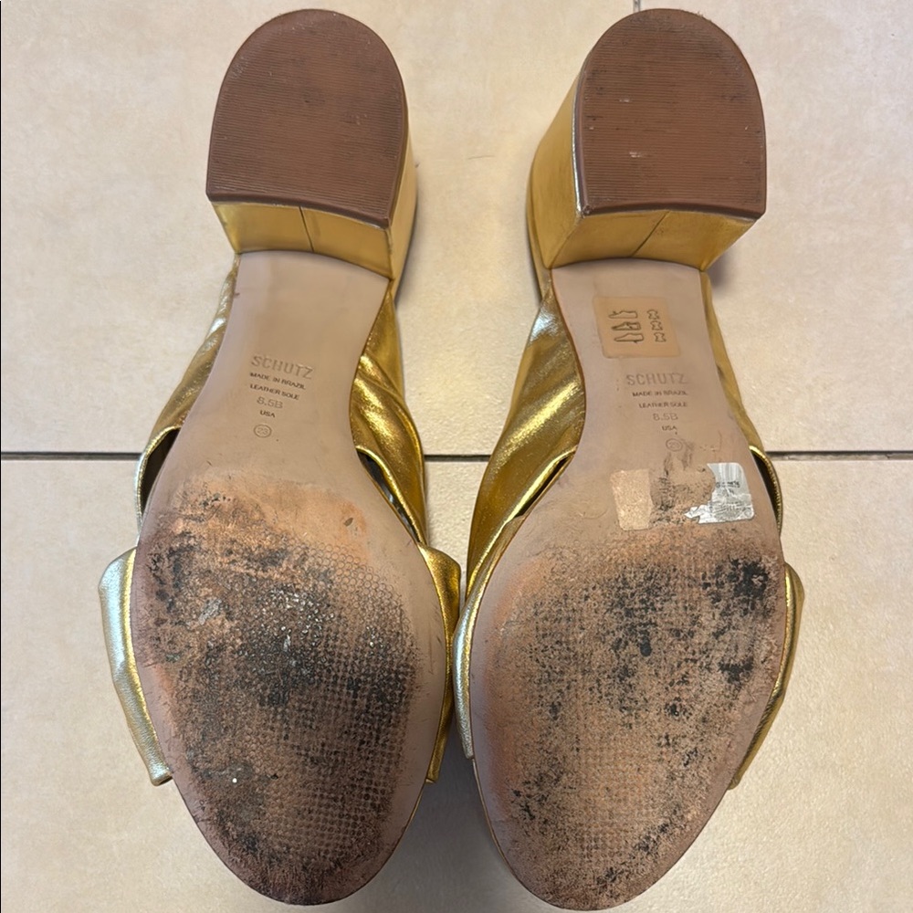 SCHUTZ 8.5 Metallic Gold Knotted Heels - Picture 4 of 5